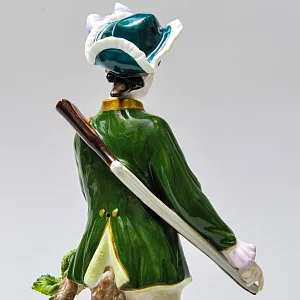 Коллекционная Фарфоровая статуэтка «Охотник с трофеем», Scheibe - Alsbach Германия 1952 - 1972 годы.