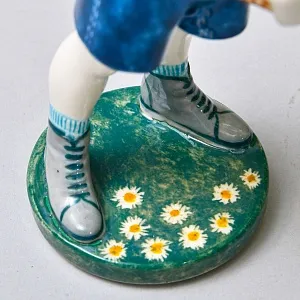 Авторская Коллекционная Фарфоровая Статуэтка «Пионер со скворечником», Россия.