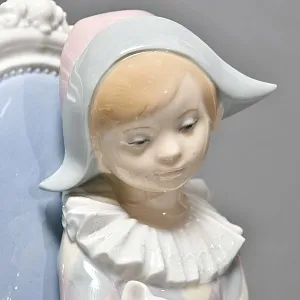 Коллекционная Фарфоровая статуэтка «Маленький Арлекин с кошкой», Lladro (Лядро) Испания.