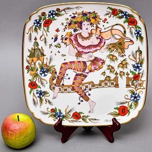 Коллекционная Тарелка - Настенное Блюдо «Времена года. Осень», Фарфор Hutschenreuther Германия - 1978 год. 