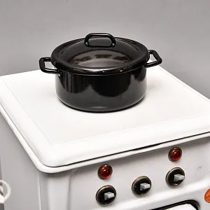 Винтажная Электрическая Игрушка - Кукольный детский набор - Плита с Посудой, Германия -80 гг.. 