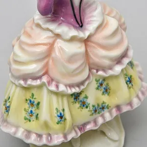 Редкость! Винтажная Фарфоровая Статуэтка «Девушка в шляпке», Karl Ens Германия, первая половина ХХ в.