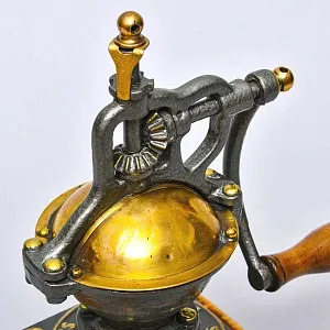 Антикварная Ручная Механическая Кофемолка - Мельница PEUGEOT, Франция начало ХХ века.