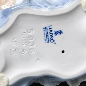 Коллекционная Фарфоровая статуэтка «Маленький капитан», Lladro Испания, 1993 - 1996 годы.