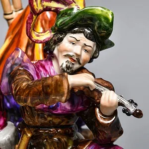 Коллекционная Фарфоровая статуэтка «Средневековые музыканты», Германия середина XX века.