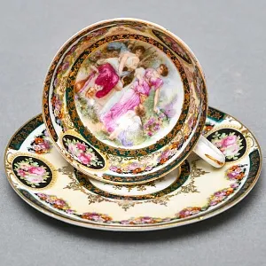 Антикварная Фарфоровая Кофейная пара «Две нимфы и путти», Erdmann Schlegelmilch Германия. 