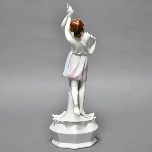 Антикварная Фарфоровая статуэтка Арт Деко «Танцующие девушки», VOLKSTEDT Германия, 30- гг.