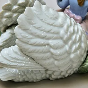 Коллекционная Фарфоровая Статуэтка «Девочка и лебедь», Lladro Испания - 1990 год.