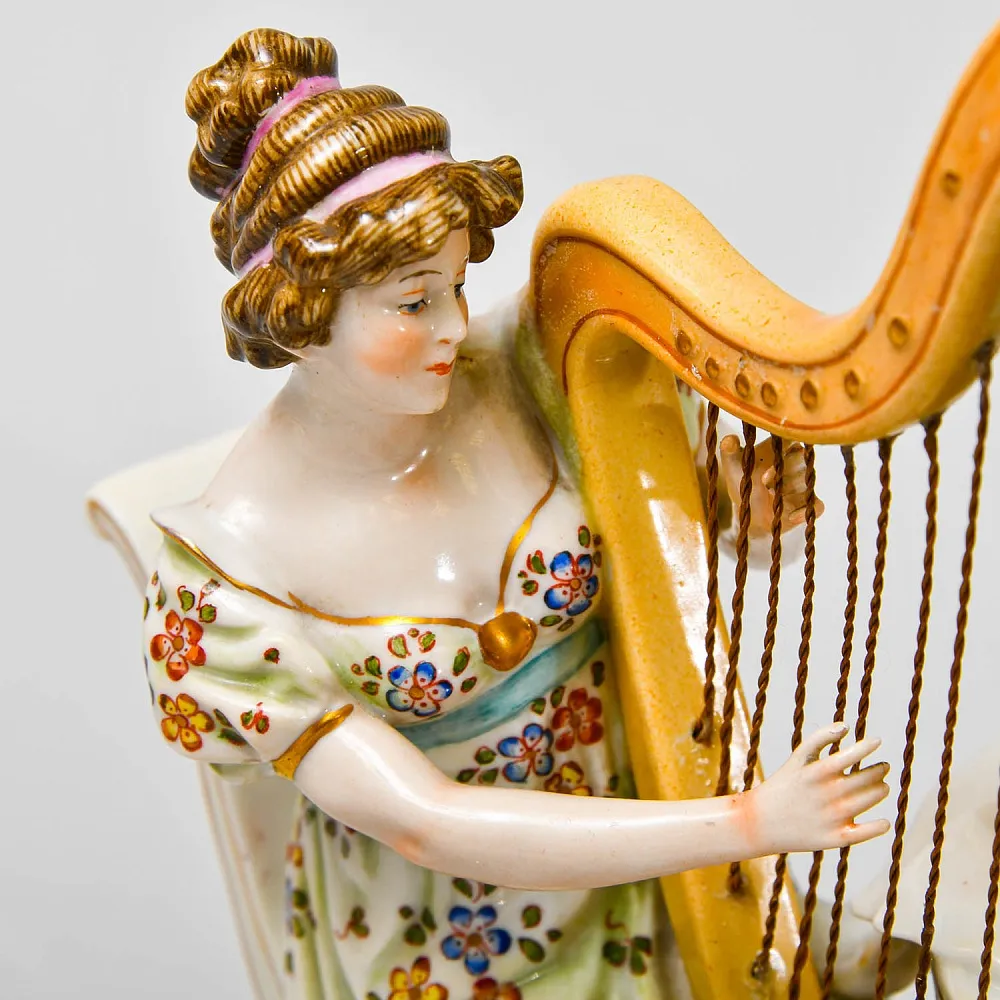 Антикварная Статуэтка «Арфистка и Кавалер - Репетиция», фарфор Scheibe - Alsbach, Германия.