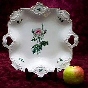 Большое Сервировочное Блюдо «Роза» Фарфор KAISER Германия -1967 - 1970 годы.