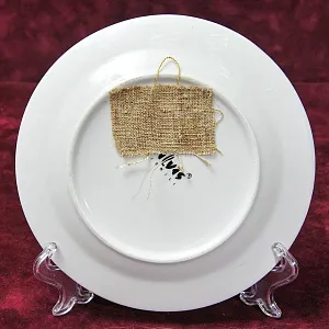 Авторская Настенная Фарфоровая Тарелка «Александровская Слобода» роспись, Россия -2011 год.