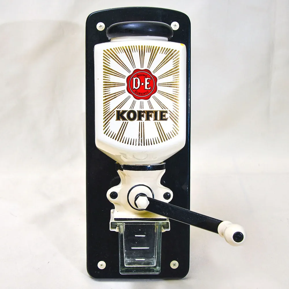 Винтажная Настенная Ручная Кофемолка «Чёрный Кофе», Голландия PeDe, середина ХХ века.
