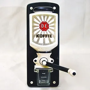Винтажная Настенная Ручная Кофемолка «Чёрный Кофе», Голландия PeDe, середина ХХ века.