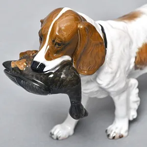 Коллекционная статуэтка «ОХОТНИЧЬЯ СОБАКА. Спрингер-спаниель с уткой», Фарфор ROSENTHAL Германия. 