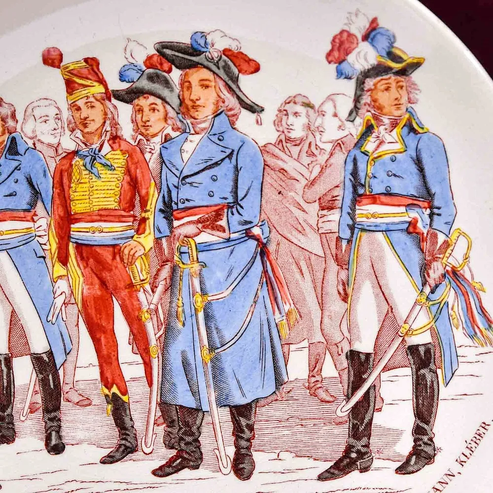 Антикварная Тарелка «Генералы Республики», Фаянс Sarreguemines, Франция 1875 - 1900 гг.