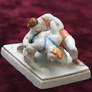 Авторская Коллекционная Фарфоровая Статуэтка «Борцы», ДФЗ Дулево СССР -1959 год. 