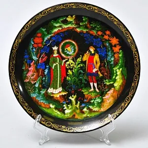 Коллекционная Тарелка «Сказка - КАМЕННЫЙ ЦВЕТОК» Фарфор - ЛФЗ, СССР - 1990 год.