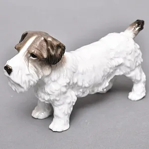 Коллекционная  Фарфоровая статуэтка «Собака. Фокстерьер», Karl Ens Германия, первая половина ХХ века.