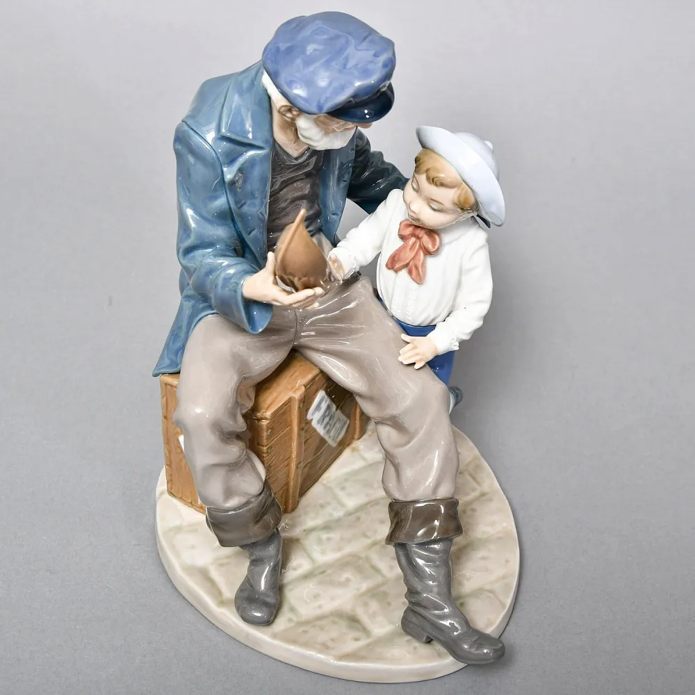 Коллекционная Фарфоровая статуэтка «Старый моряк и мальчик», Lladro Испания, 1984 - 2002 годы. 