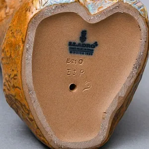 Фарфоровая Статуэтка «Девочка эскимос. Арктическая зима», Грес Lladro, Испания.