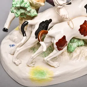 Антикварная Фарфоровая статуэтка «Псовая охота»,  VOLKSTEDT Германия, 1915 - 1934 годы. 