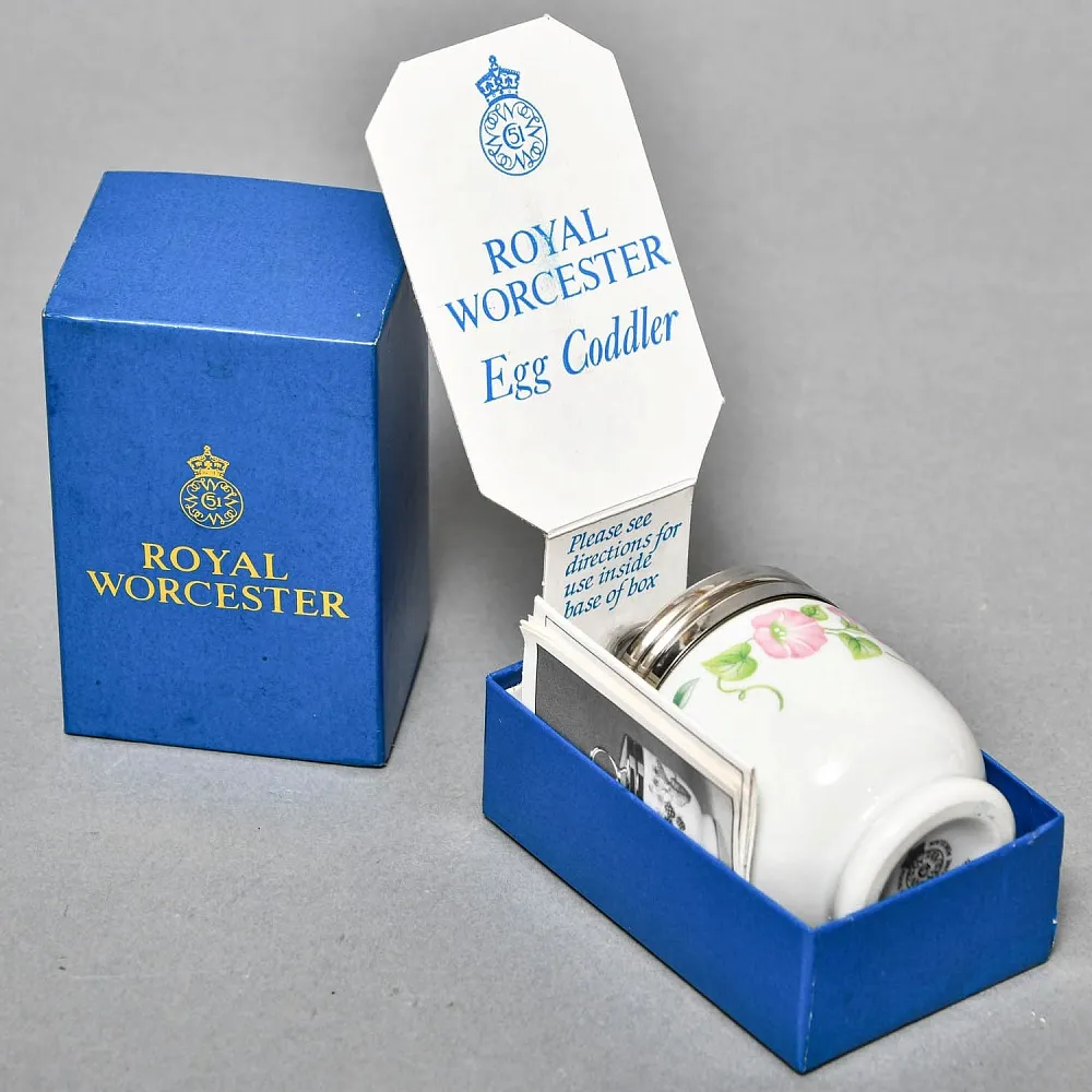 Фарфоровый Кодлер «Цветочная Гирлянда» на 1 яйцо, ROYAL WORCHESTER, Англия.