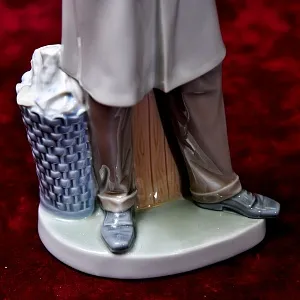 Редкость!!! Коллекционная Фарфоровая Статуэтка «УЧИТЕЛЬ», Lladro Испания - 1972 год.