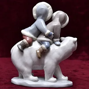 Коллекционная Фарфоровая статуэтка «Эскимосские наездники», Lladro Испания, 1986 - 2019 годы.