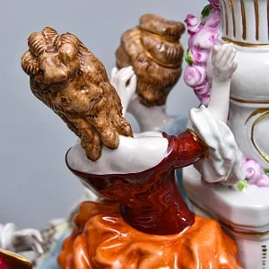 Коллекционная Фарфоровая статуэтка «ГАЛАНТНАЯ ПРОГУЛКА», Scheibe-Alsbach Германия, середина ХХ века. 