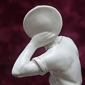 Фарфоровая Статуэтка «Петя Бачей», Городницкий Фарфоровый завод - СССР - 1957 год.