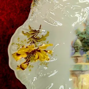 Редкость! Антикварная Фарфоровая Тарелка - Блюдо «Девушка с веретеном», Works Karlsbad, Австрия конец XIX - начало ХХ века.