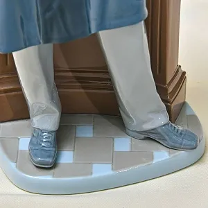 РЕДКОСТЬ! Большая Коллекционная Фарфоровая статуэтка «Юрист» Lladro, Испания - 1974 год.