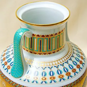 Авторская Коллекционная Ваза «THEBEN» Фарфор KAISER Германия 70 -е годы ХХ века.