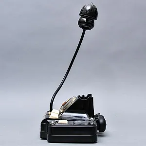 Настольная Электрическая Лампа - Светильник «Директорский Телефон КД-6 Гербовый» СССР - 1965 год.