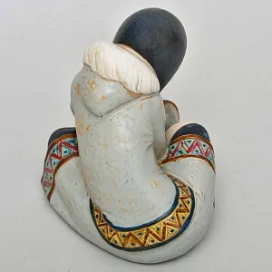 Фарфоровая Статуэтка  «Эскимос девочка - замерзла», Грес Lladro, Испания - 1985 год.