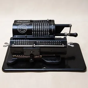 Легендарный Арифмометр - Механическая Счётная Машинка «ФЕЛИКС» СССР - 1947 год.