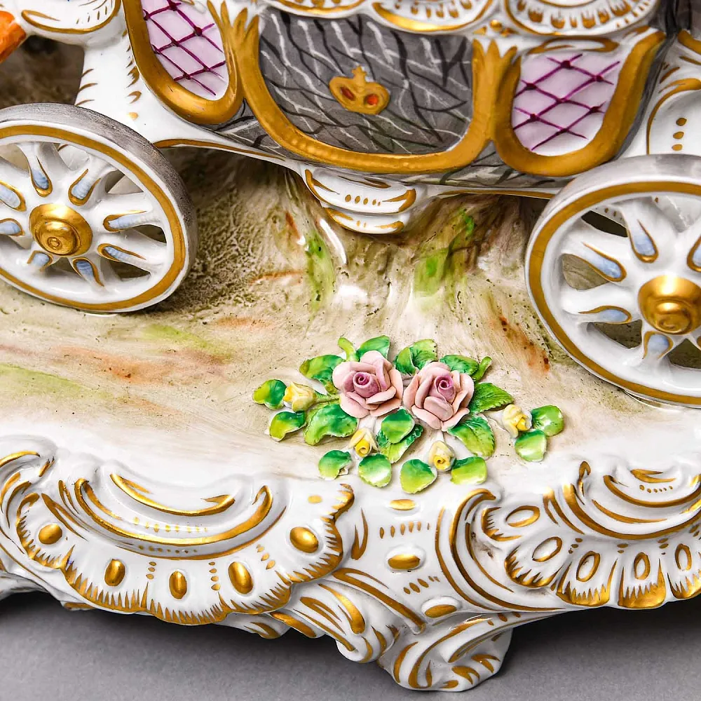 Редкость! Большая Фарфоровая статуэтка «КАРЕТА», SITZENDORF Германия, середина ХХ века.