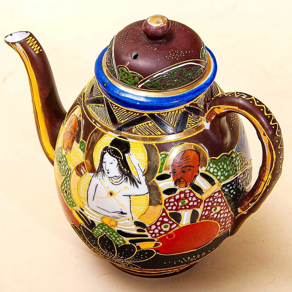 Антикварный Чайный фарфоровый сервиз в стиле Satsuma, Япония, FUTAJI, первая половина ХХ века.