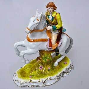 Коллекционная Фарфоровая статуэтка «Охотник на лошади», Scheibe-Alsbach Германия, середина ХХ века.