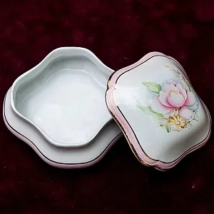 Квадратная Фарфоровая Шкатулка «Цветочная Нежность Лимож Limoges Франция.