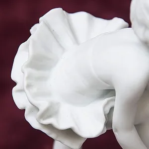 Коллекционная Статуэтка «Маленькая балерина», бисквитный фарфор Kaiser, Германия -1979 год.