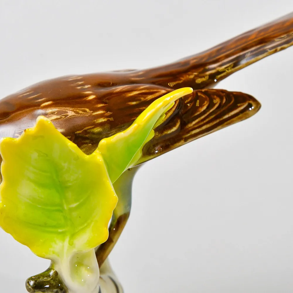 Коллекционная Фарфоровая статуэтка «Птица на березовой ветке», Goebel Германия 1972 - 1979 годы.