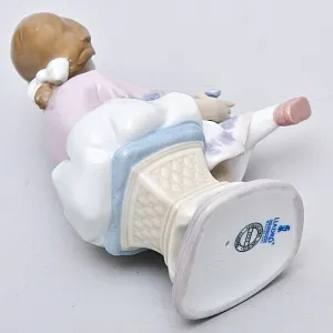 Авторская Фарфоровая статуэтка «Девочка с плюшевым мишкой», Lladro Испания - 1993 год.