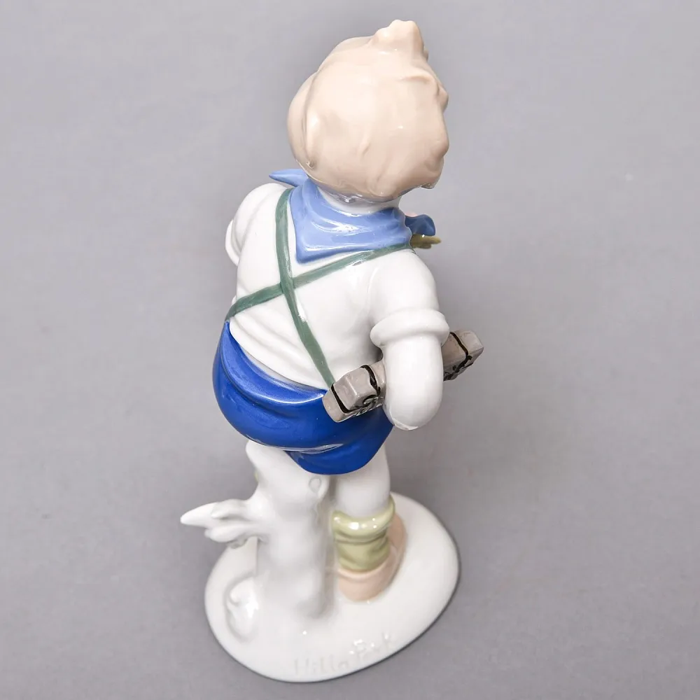 Парные Фарфоровые статуэтки «Дети. Мальчик и Девочка», Wagner & Apel Lippelsdorf Германия, 1949 - 1951 годы. 