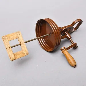 Старинная Кухонная Механическая Маслобойка, Стекло / Металл, Германия середина ХХ века. 