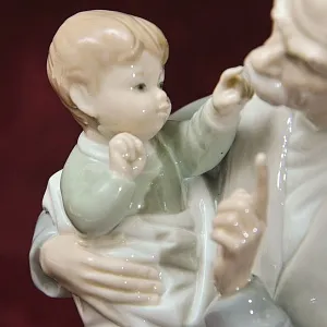 Редкость! Коллекционная Фарфоровая статуэтка «Дедушка с внуком», Lladro Испания 1965 - 1970 годы.
