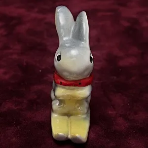 Коллекционная Фарфоровая Статуэтка «Зайчик на лыжах», Барановский ФЗ CCCР,  конец 50 -х годов.