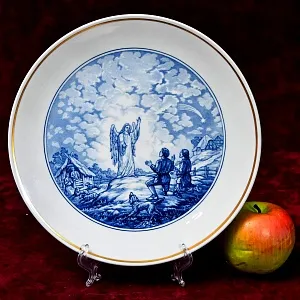 Коллекционная Фарфоровая тарелка «РОЖДЕСТВО», MEISSEN Германия - 1983 год.