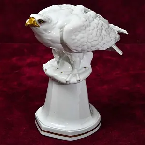 Редкость! Антикварная Фарфоровая Статуэтка «Птица - ОРЕЛ», HERTWIG Германия, 1914 - 1945 годы.