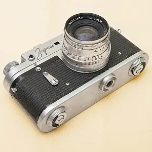 Фотоаппарат «Зоркий-4» Специальный выпуск - «50 лет Советской власти» СССР - 1967 год.